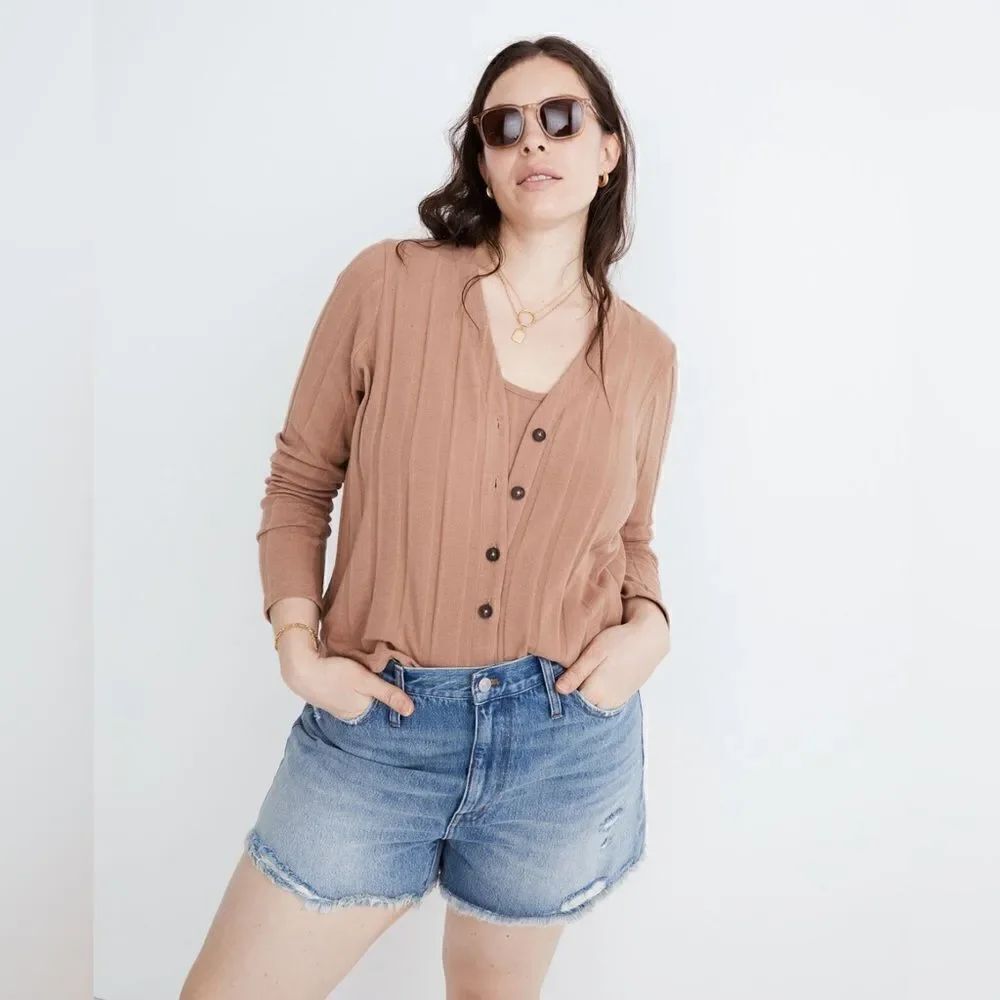 Madewell Relaxed Denim Shorts in Renfield Wash: Destructed Edition